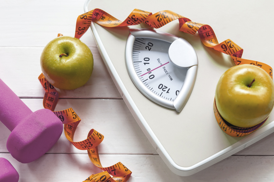 Adopting a healthy diet and maintaining a suitable weight is not only key to feeling good but also to preventing long-term complications